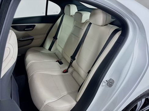 Used 2025 Mercedes-Benz C 300 Sedan image 22