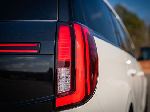 New 2026 Ford Expedition Platinum w/ Stealth Performance Package image 12