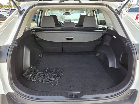 Used 2022 Toyota RAV4 XLE FWD image 13