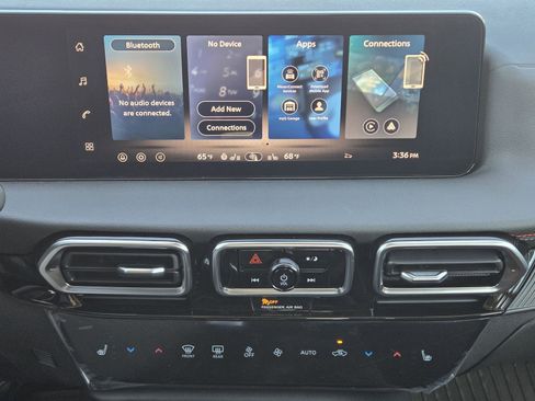 New 2026 Nissan Sentra SR w/ SR All Weather Package FWD image 15