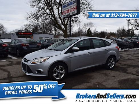 Used 2013 Ford Focus SE image 1