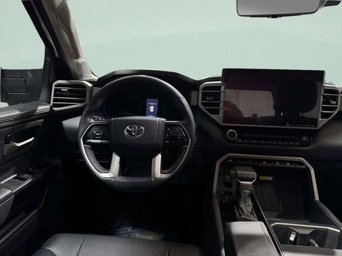 Used 2022 Toyota Tundra Limited image 12