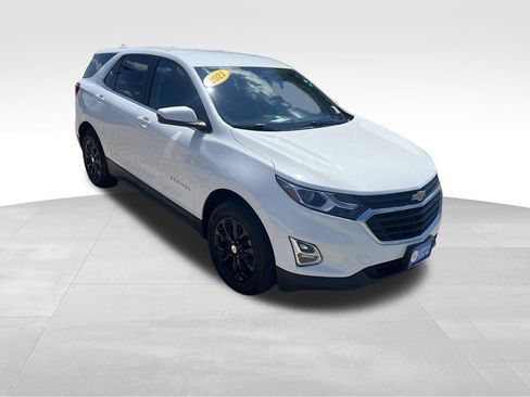 Used 2021 Chevrolet Equinox LT AWD/4WD image 9