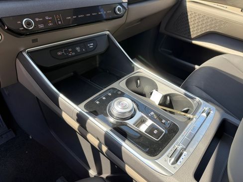 New 2026 Kia Carnival SX FWD image 13