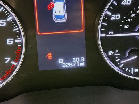 Used 2024 Subaru Crosstrek 2.0i Premium image 13