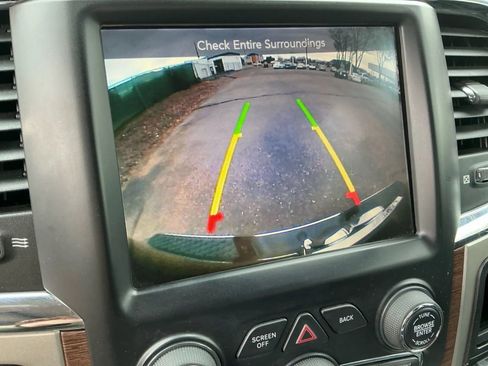 Used 2017 RAM 1500 Laramie w/ Convenience Group image 31