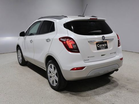 Used 2017 Buick Encore Essence w/ Experience Buick Package AWD/4WD image 5