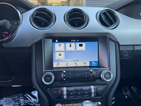 Used 2016 Ford Mustang Premium image 20