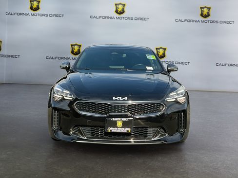 Used 2022 Kia Stinger GT-Line w/ Sun & Sound Package RWD image 2