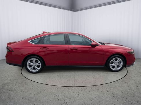 Certified 2023 Honda Accord LX image 2
