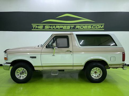 Used 1996 Ford Bronco XLT image 6