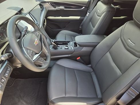 New 2026 Cadillac XT5 Premium Luxury w/ Driver Assist Package FWD image 9