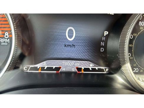 Used 2016 Jeep Cherokee Trailhawk w/ Comfort/Convenience Group AWD/4WD image 16