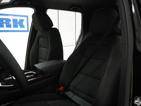 New 2026 Chevrolet Equinox LT image 16