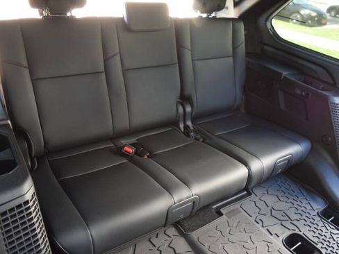 Used 2025 Toyota Sequoia TRD Pro AWD/4WD image 50