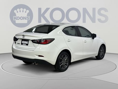 Used 2019 Toyota Yaris LE FWD image 20