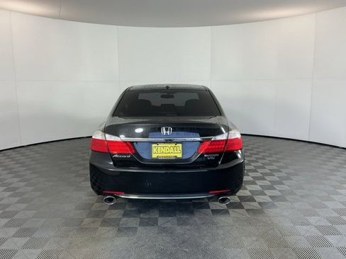 Used 2013 Honda Accord Touring image 6