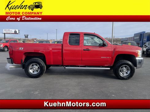 Used 2008 Chevrolet Silverado 2500 LT w/ 1LT Convenience Package image 1