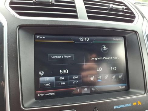 Used 2016 Ford Explorer Sport w/ Equipment Group 401A AWD/4WD image 17