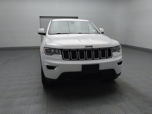Used 2019 Jeep Grand Cherokee Laredo image 14