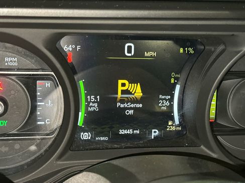 Used 2024 Jeep Wrangler High Altitude AWD/4WD image 23