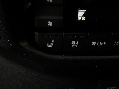 New 2026 Toyota Sequoia Platinum AWD/4WD image 17