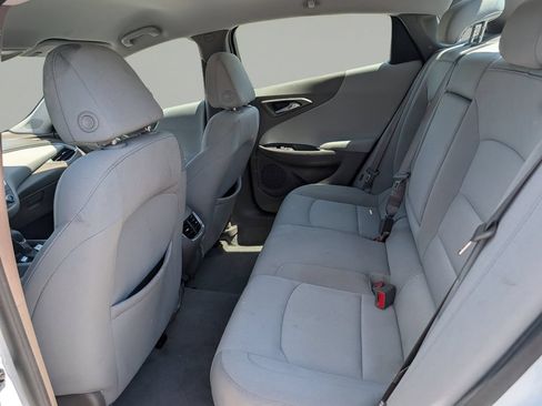 Used 2022 Chevrolet Malibu LT FWD image 14