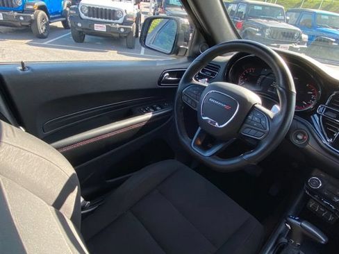 Used 2025 Dodge Durango GT AWD/4WD image 21