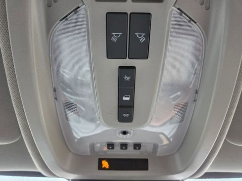 Used 2016 Chevrolet Equinox LTZ image 29