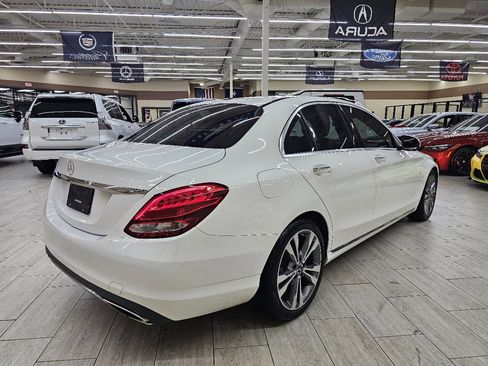 Used 2018 Mercedes-Benz C 300 Sedan w/ Premium Package image 7
