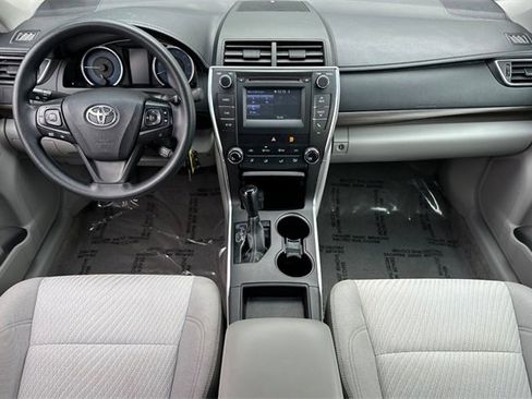 Used 2016 Toyota Camry LE image 15