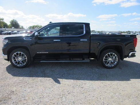 New 2026 GMC Sierra 1500 SLT w/ SLT Premium Plus Package image 10