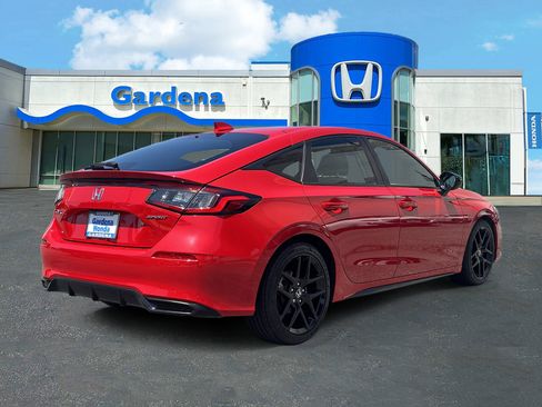 Used 2022 Honda Civic Sport image 6