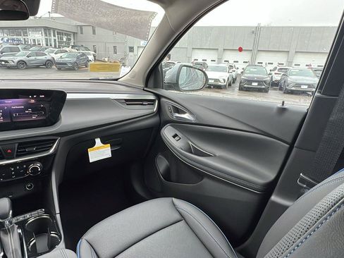 New 2026 Buick Encore GX Sport Touring w/ Comfort Package AWD/4WD image 24