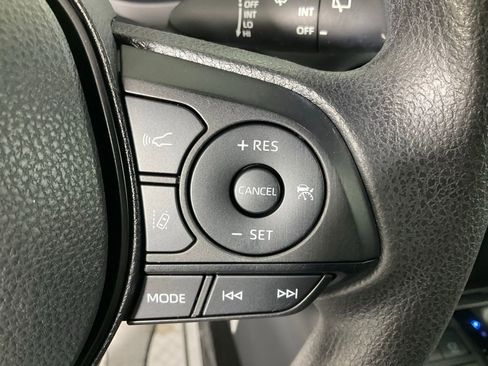 Used 2023 Toyota RAV4 LE image 18