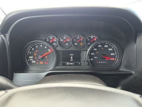 Used 2022 Chevrolet Silverado 1500 Custom image 13