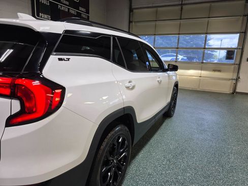 Used 2020 GMC Terrain SLT w/ Preferred Package AWD/4WD image 7