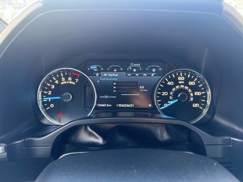 Used 2015 Ford F150 Lariat w/ Equipment Group 502A Luxury image 24