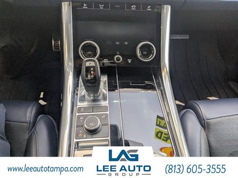 Used 2018 Land Rover Range Rover Sport HSE Dynamic image 24