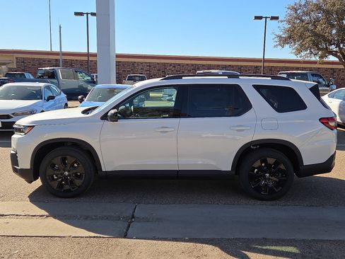New 2026 Honda Pilot Black Edition image 2
