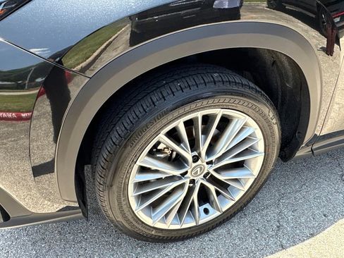 Certified 2025 Lexus NX 350 AWD w/ Premium Package image 9