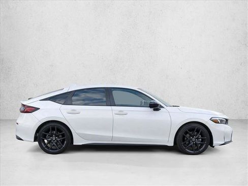 Used 2022 Honda Civic Sport image 8