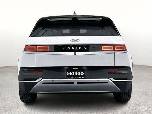 Used 2022 Hyundai Ioniq 5 SE w/ Cargo Package image 6