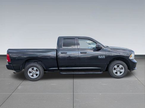 Used 2017 RAM 1500 Express AWD/4WD image 6