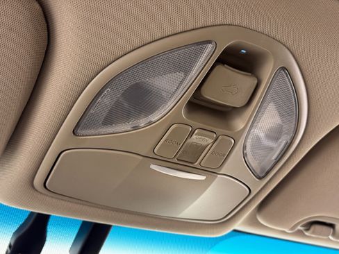 Used 2014 Hyundai Santa Fe w/ Technology Package 05 image 33