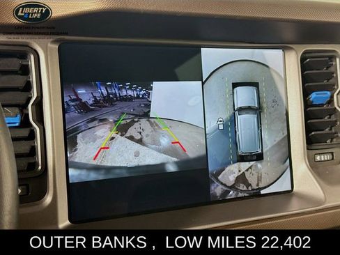Used 2023 Ford Bronco Outer Banks image 14