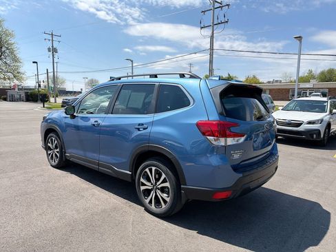 Certified 2023 Subaru Forester Limited AWD/4WD image 11