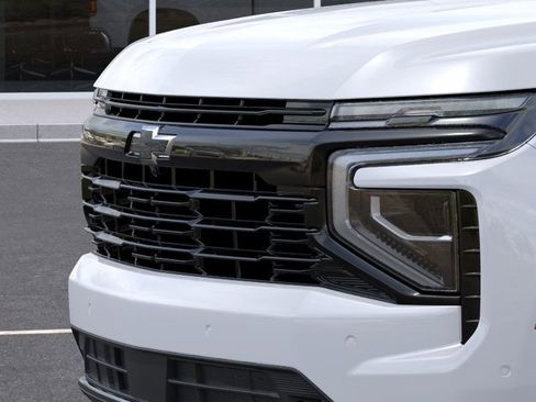 New 2026 Chevrolet Suburban RST AWD/4WD image 13