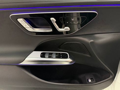 New 2026 Mercedes-Benz E 450 4MATIC Sedan image 11