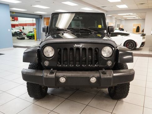 Used 2014 Jeep Wrangler Unlimited Sahara w/ Dual Top Group image 13